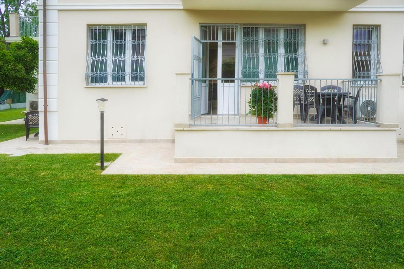 Residence Deamarina مارينا دي ماسا المظهر الخارجي الصورة
